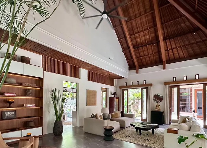 Janardhani * Ubud