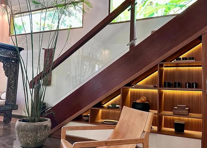 Janardhani * Ubud